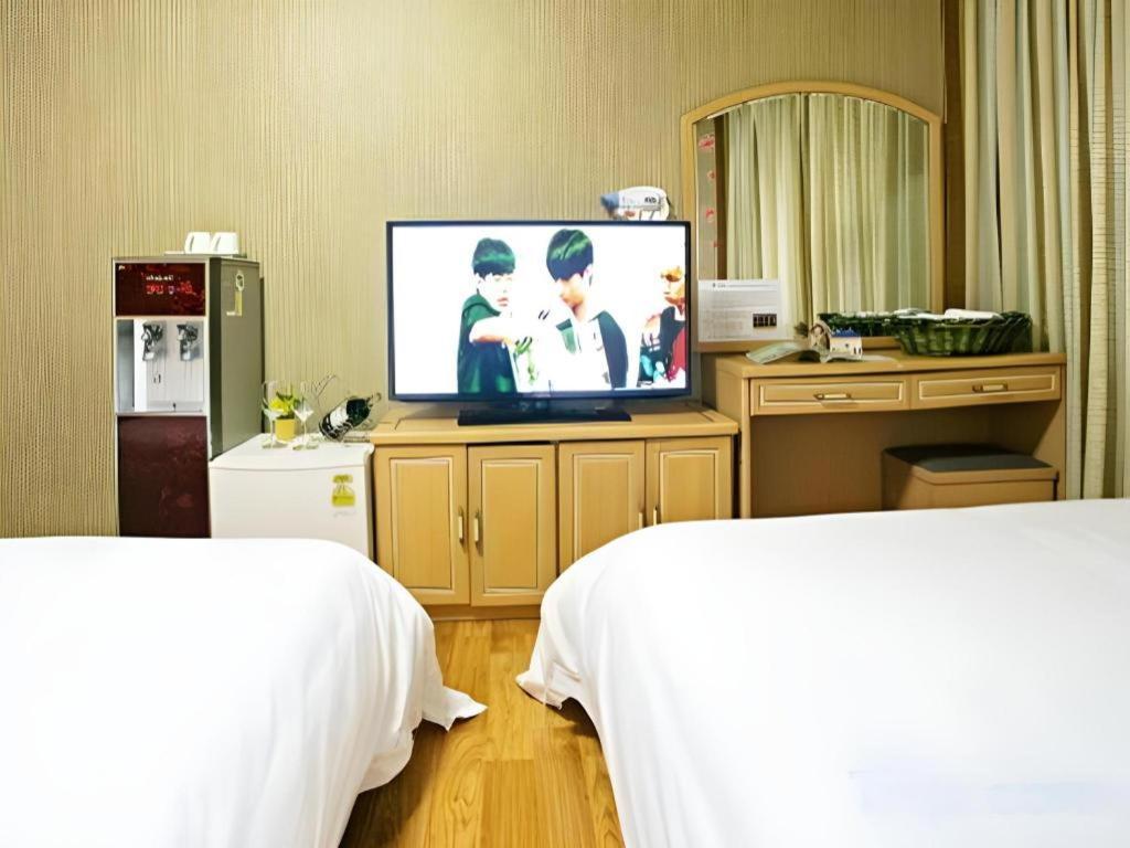 Emerald Hotel جيجو المظهر الخارجي الصورة